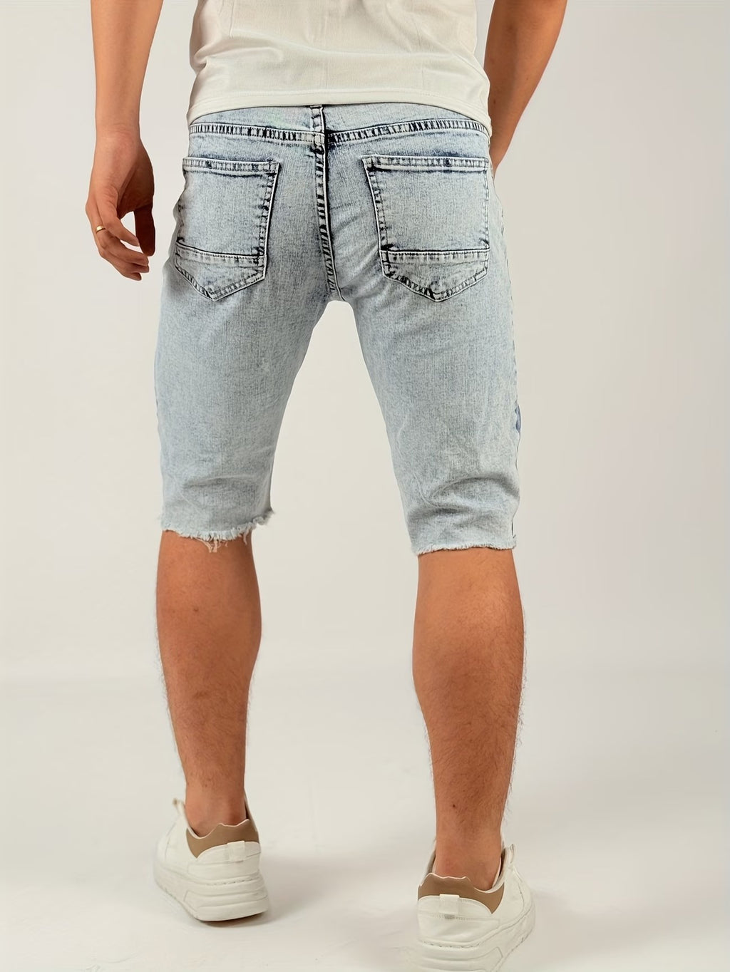 Short homme à imprimé graphique